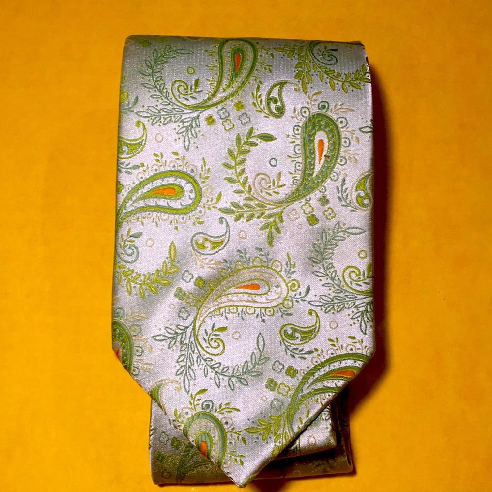 Necktie